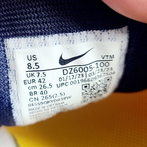 Nike Air Zoom Pegasus 40 West Virginia Mountaineers Shoes DZ6005-100 Size 8.5